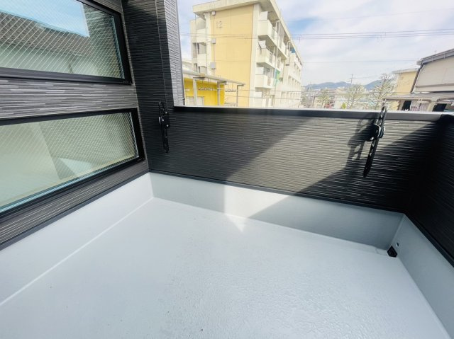 寺戸町岸ノ下のバルコニー|【施工例】