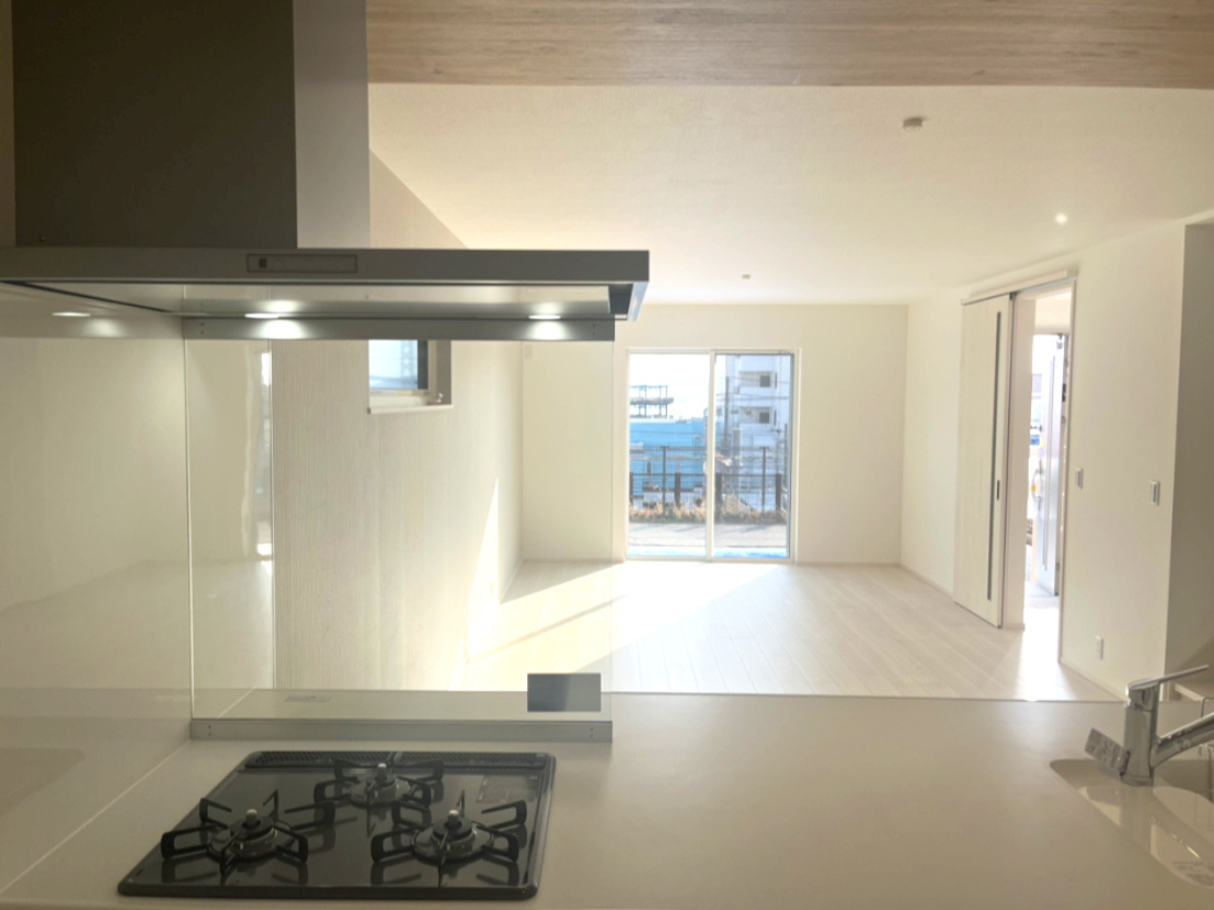 明石市朝霧南町　新築　の前面道路含む現地写真|前面道路含む現地写真です（2025.11　撮影）