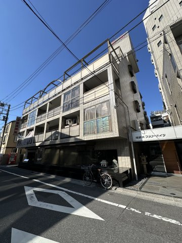 北区滝野川７丁目の賃貸マンションの外観