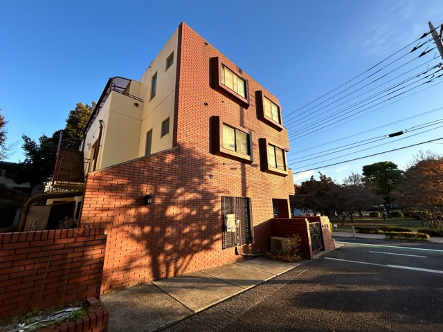 三鷹市上連雀６丁目の賃貸マンションの外観