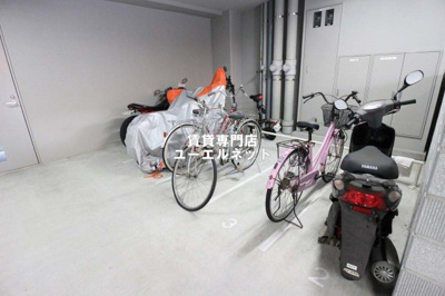 【その他共用部分】 | ハーヴェスト江坂 | バイク置き場あり◎