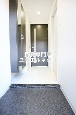 【玄関】 | ハーヴェスト江坂 | 住まいの顔ともなる玄関