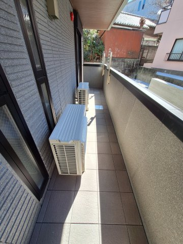 トライアド大崎のバルコニー