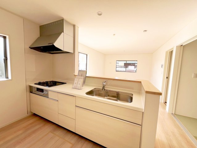 岩出市山　第3期　新築戸建てのキッチン