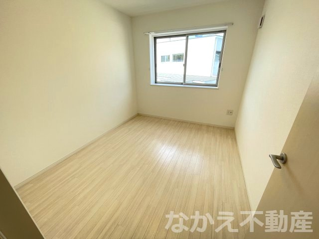 【寝室】 | 落ち着いた色調の寝室です