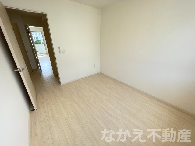 【寝室】 | 落ち着いて過ごせるお部屋なので、寝室にいかがでしょうか