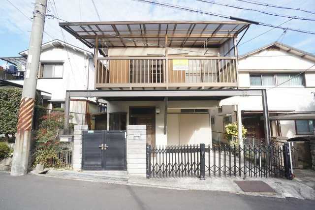 名塩東久保貸家