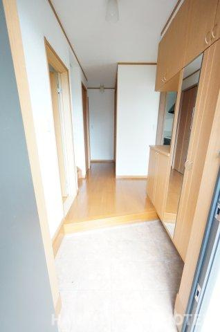 中古　千葉市若葉区若松町の玄関|＊当日ご案内可＊ご希望の物件まとめてご案内！弊社が掲載していない物件でもOK♪お気軽にご相談ください ♪お電話でのお問合わせがスムーズ♪