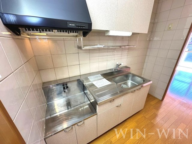 ロイヤルハイツ 五番館のキッチン|イメージ（同施工会社同一モデルの写真です）