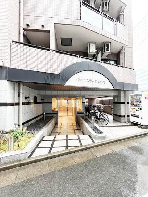 メインステージ茅場町のエントランス