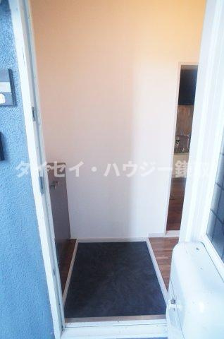 コーポ白百合　Ｅ棟の玄関