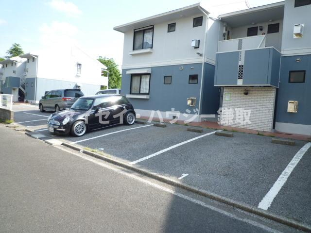 コーポ白百合　Ｅ棟のエントランス