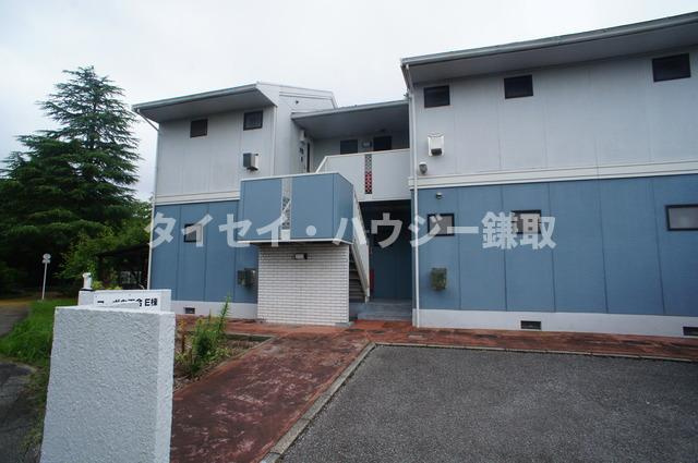 コーポ白百合　Ｅ棟のエントランス