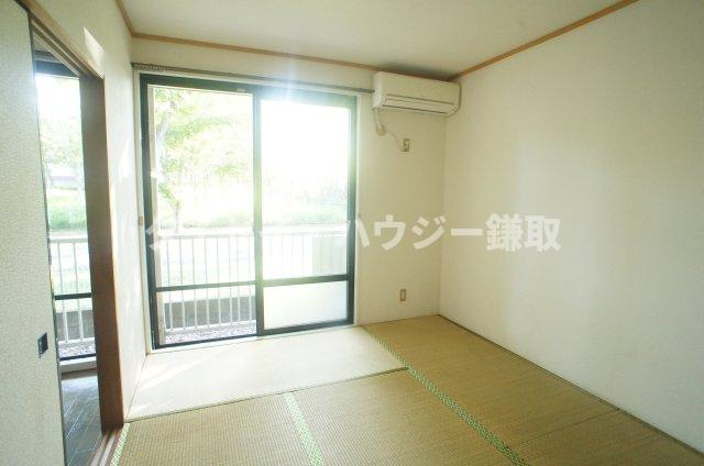 コーポ白百合　Ｅ棟の和室