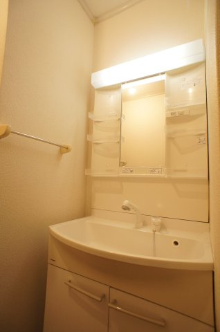 リリーヴィレッジＤ棟の洗面所