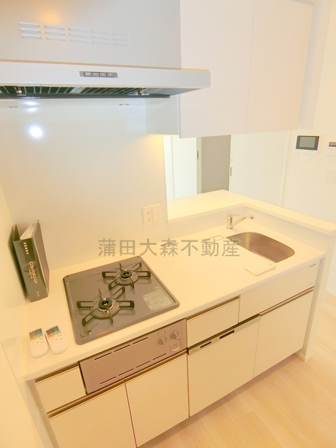 コンフォリア・リヴ大森西のキッチン|食洗器付！2口ガスカウンターキッチン　システムキッチン