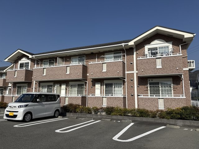 ラフレシールＨのエントランス