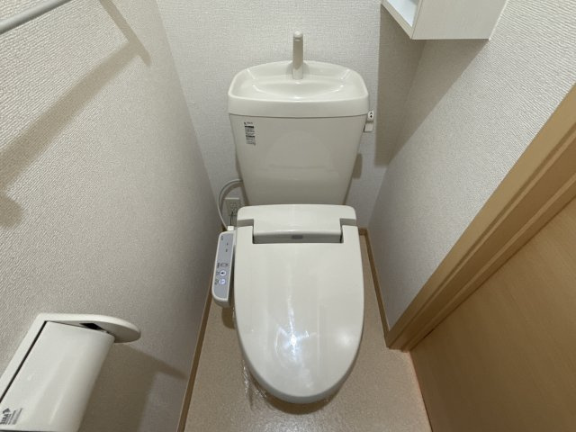 ラフレシールＨの洗面所