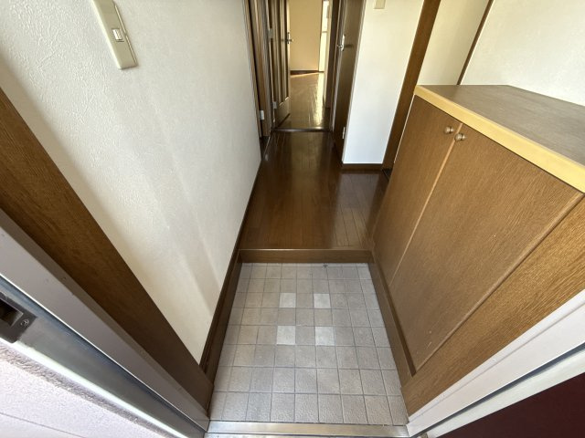 アムールエバーハイツの玄関