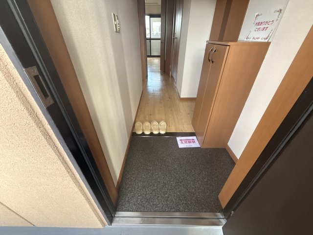 ルナフィットの玄関