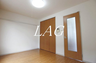 【居間・リビング】 | メゾン・ディアーヌ | 洋室のお部屋です。（同仕様です。）