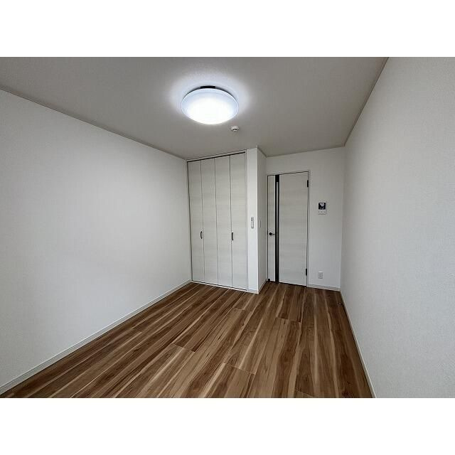 グランドール西尾久の居間・リビング