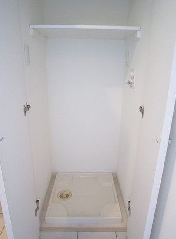 ラティエラ文京音羽の内装|洗濯機置き場