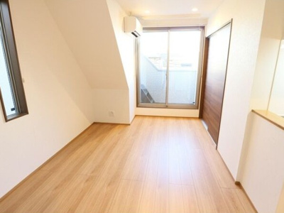 【居間・リビング】 | Grandtic Residence堀田【名古屋市賃貸・堀田駅】