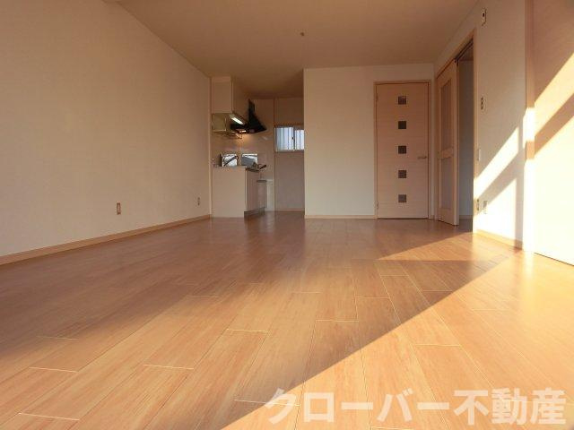 エルディム円座の居間・リビング