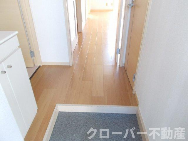 エルディム円座の玄関