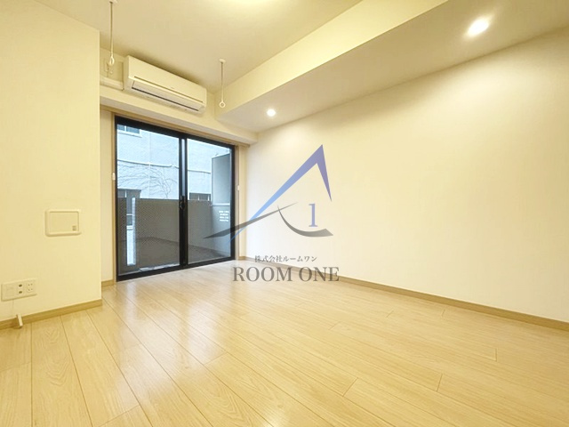 ルーブル多摩川七番館の居間・リビング|洋室のお部屋です。