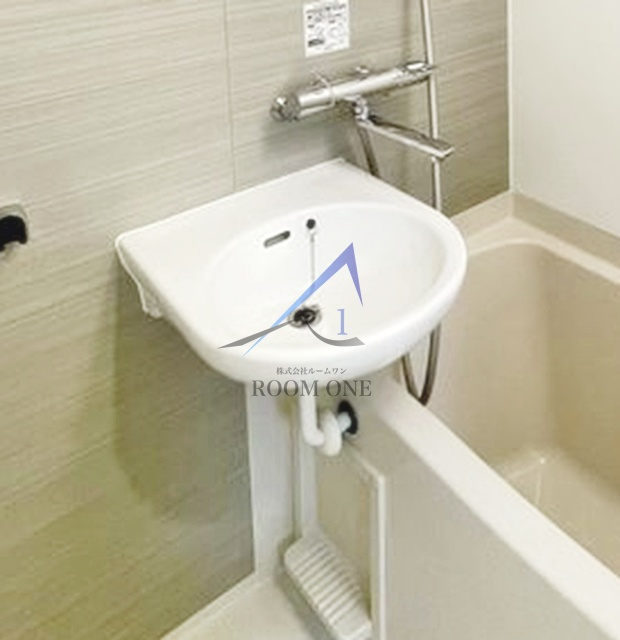 ルーブル多摩川七番館の洗面所|洗面台です。