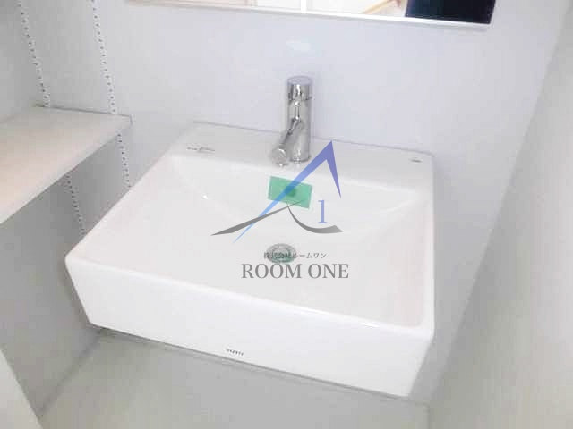 ＬＵＭＩＥＲＥ南品川Ａの洗面所|洗面台です。