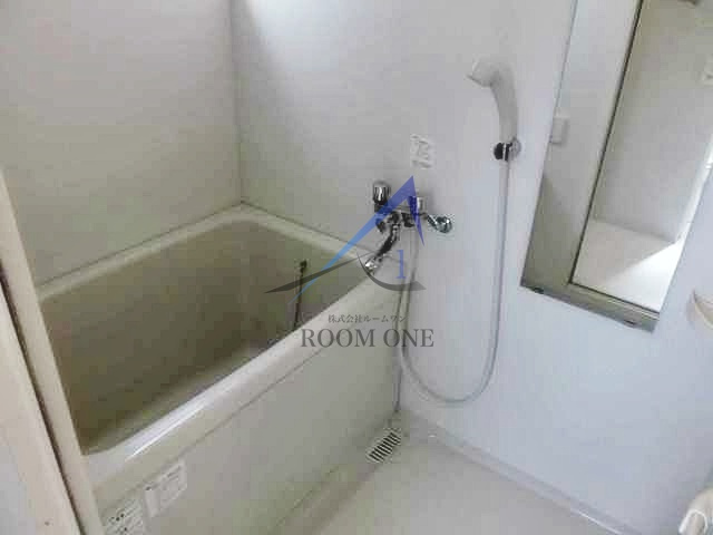 ＬＵＭＩＥＲＥ南品川Ａの浴室|お風呂です。