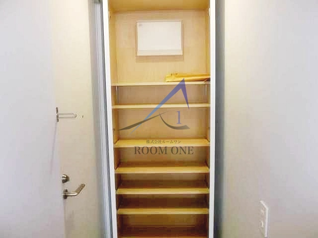 ＬＵＭＩＥＲＥ南品川Ａの玄関|玄関です。