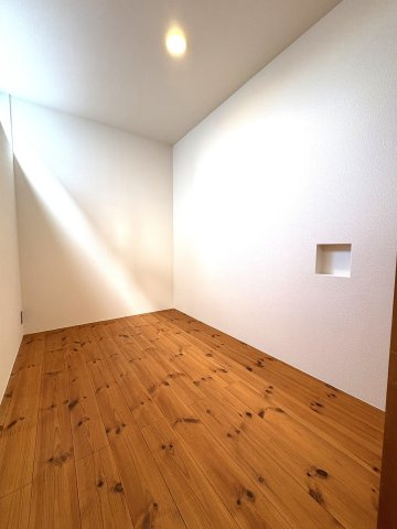 WORK & LIFE HOUSE – 自宅兼アトリエにもなる、片瀬3丁目デザイナーズ邸 –の洋室
