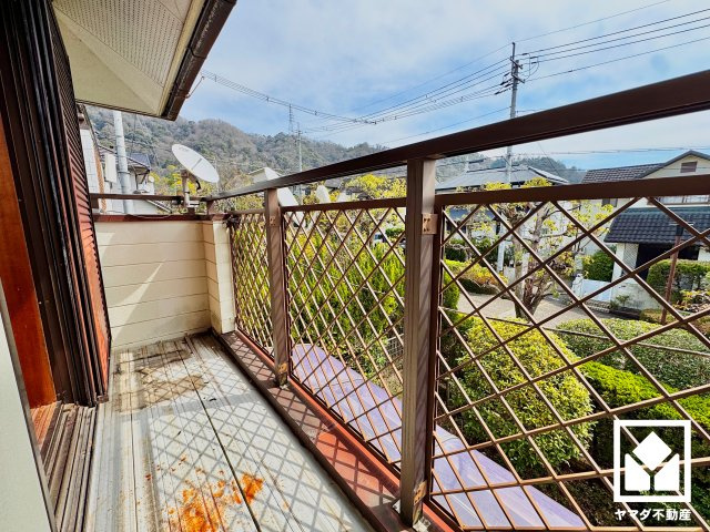 宇治市羽戸山３丁目のバルコニー