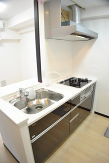 【キッチン】 | アーデンタワー本町イースト | アーデンタワー本町イースト　ガス3口コンロシステムキッチン