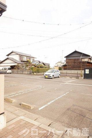 オーブリーＳ・Ｋ　Ａの駐車場