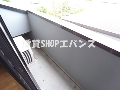 【バルコニー】 | コームズシブヤ | 外からの目が気にならないバルコニーで洗濯物が干せます