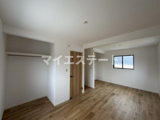 【洋室】 | 松崎町戸建て2