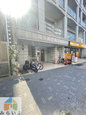 【エントランス】 | AHビル