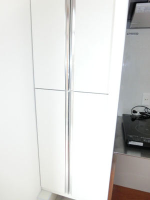 【玄関】 | ホワイティ志田