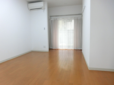 【居間・リビング】 | ホワイティ志田