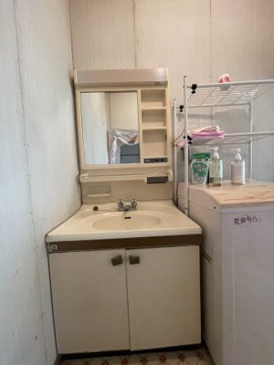 【独立洗面台】 | 石岡市大増6DK中古住宅