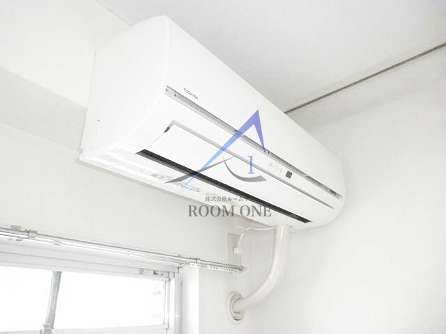 二興ハイム北千住の設備|エアコンです。