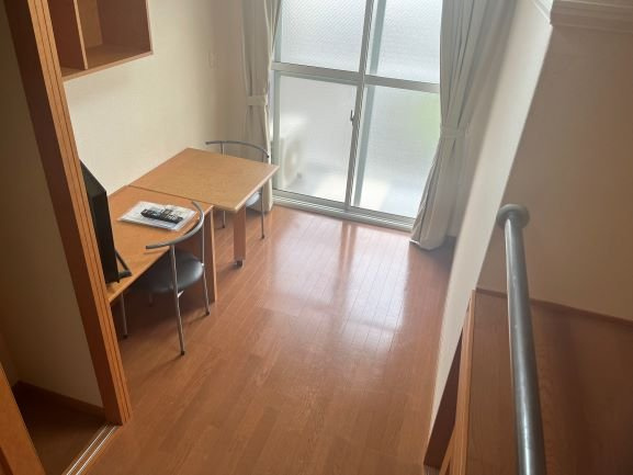 レオパレスル・コントワールⅡの居間・リビング|ゆったりとしたリビングです