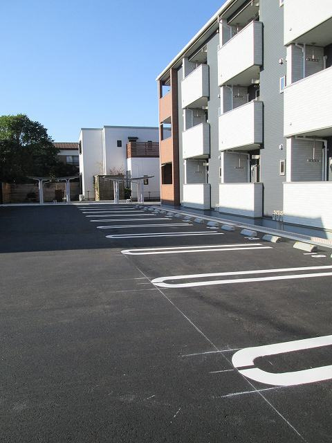 エトワール・ヌーヴェルの駐車場|駐車場