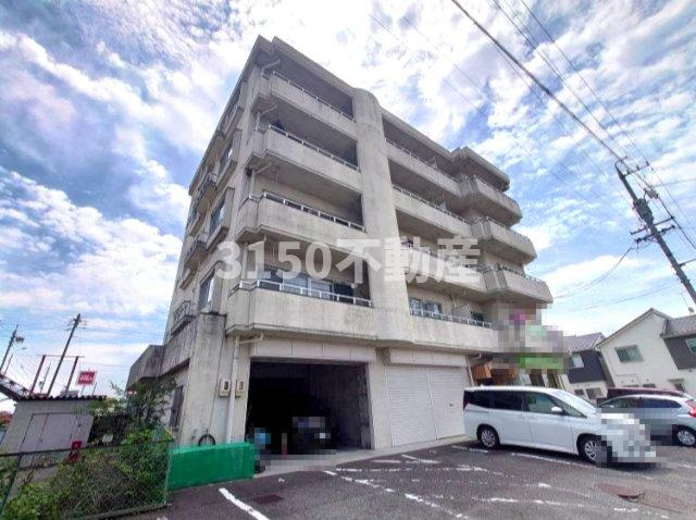 メゾンαの外観