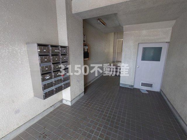 メゾンαのエントランス